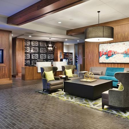 Courtyard By Marriott Richmond Downtown Hotel Екстериор снимка