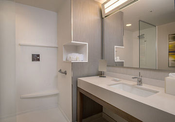 Courtyard By Marriott Richmond Downtown Hotel Екстериор снимка