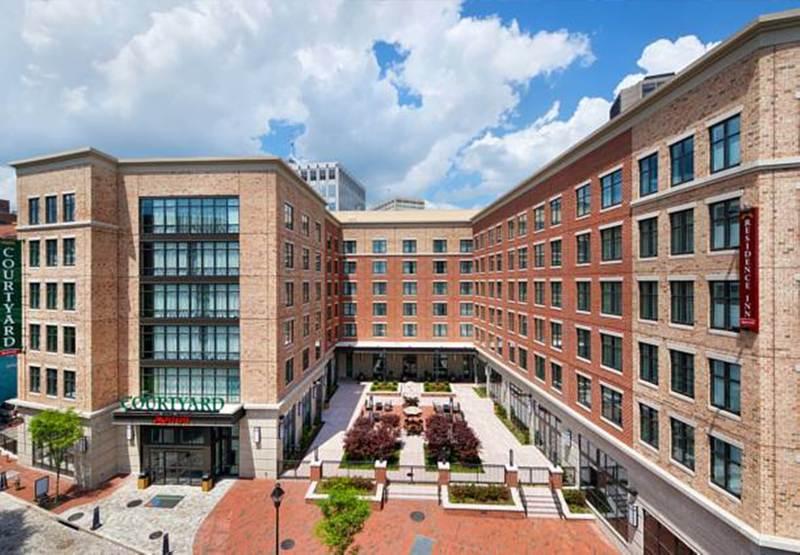 Courtyard By Marriott Richmond Downtown Hotel Екстериор снимка